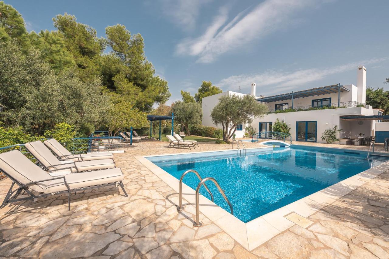Summer Villa Pasiphae Private Pool - Bbq -Beach 2Min Szúnio Kültér fotó